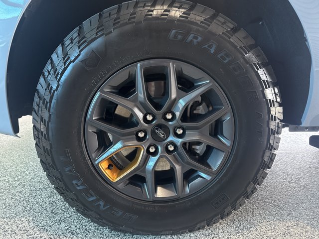 Certified 2025 Ford Expedition Tremor AWD/4WD image 3