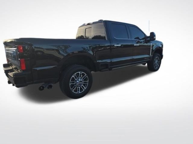 Certified 2026 Ford F350 Platinum w/ Platinum Plus Package image 3