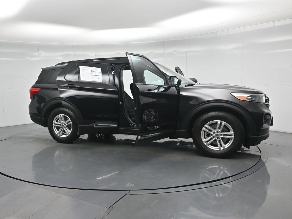 Certified 2022 Ford Explorer XLT RWD image 31