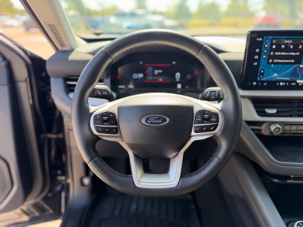 Certified 2025 Ford Explorer Active RWD image 25