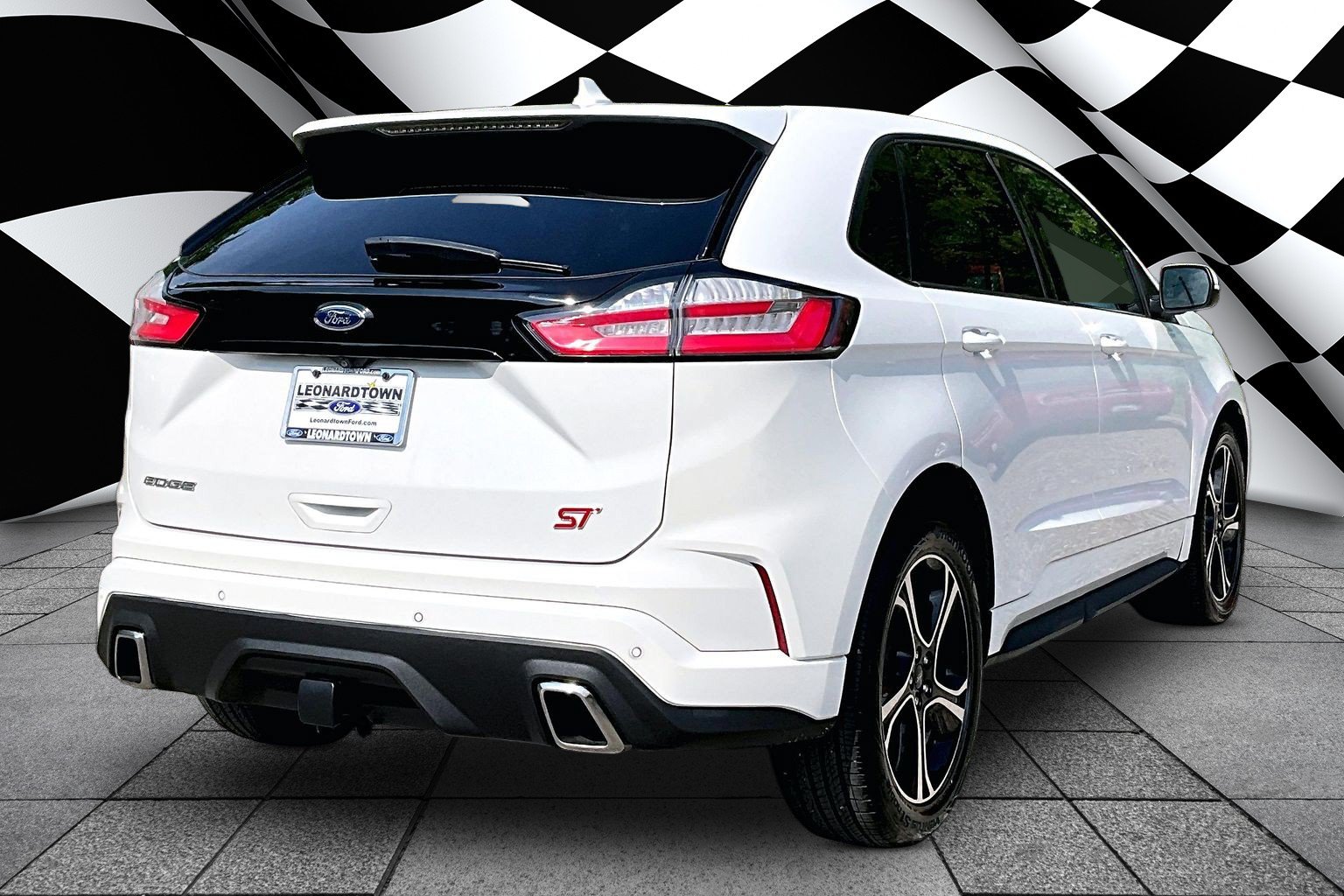 Certified 2020 Ford Edge ST w/ Cold Weather Package AWD/4WD image 2