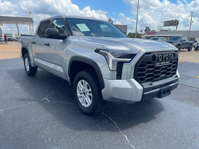 Used 2024 Toyota Tundra SR5 RWD image 11