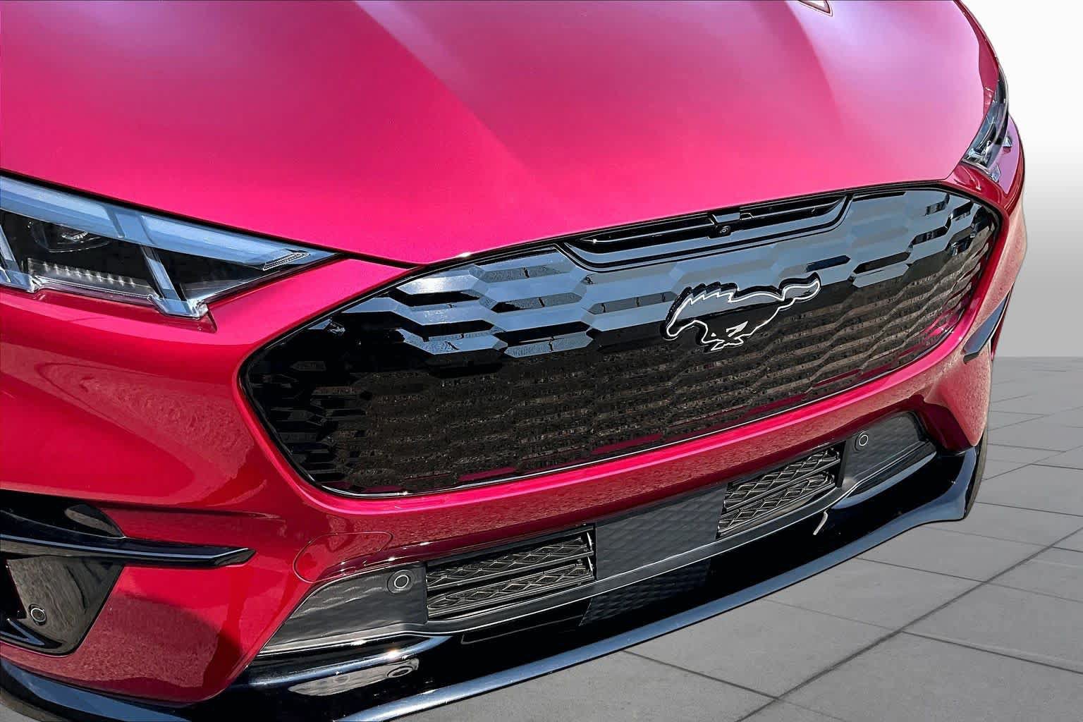 Certified 2025 Ford Mustang Mach-E GT AWD/4WD image 31
