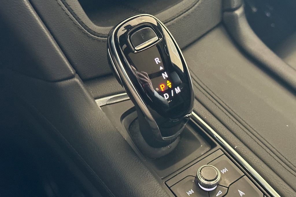 Used 2024 Cadillac XT5 Premium Luxury image 24