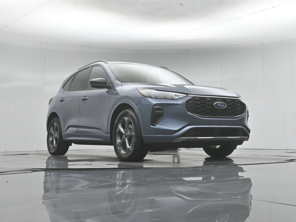 Certified 2024 Ford Escape ST-Line w/ Tech Pack #1 FWD image 44