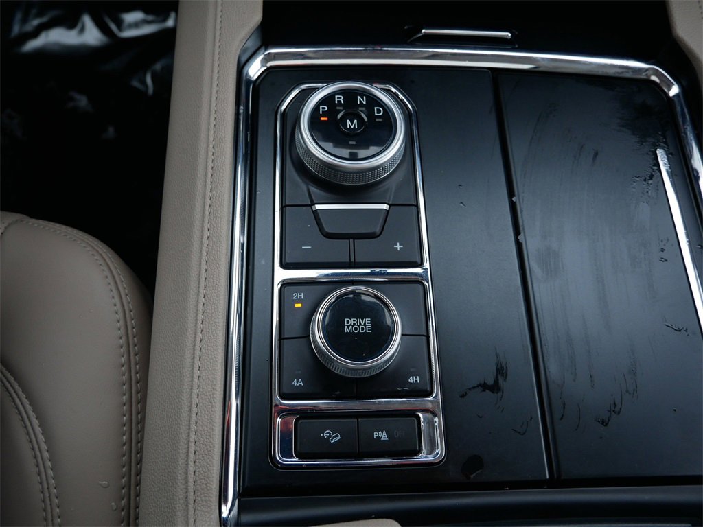 Certified 2022 Ford Expedition XLT image 24