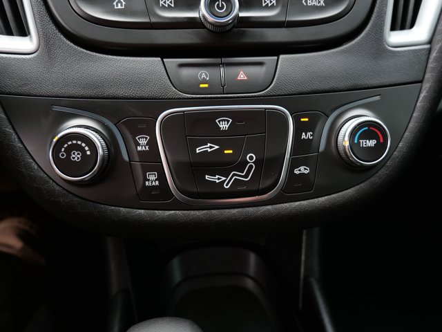 Used 2025 Chevrolet Malibu RS FWD image 24