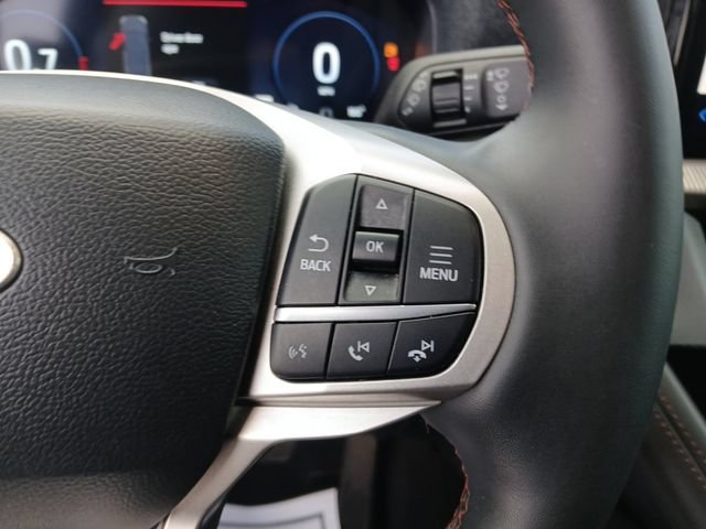 Certified 2025 Ford Explorer Active RWD image 19