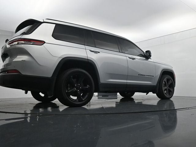 Used 2023 Jeep Grand Cherokee L Altitude AWD/4WD image 38