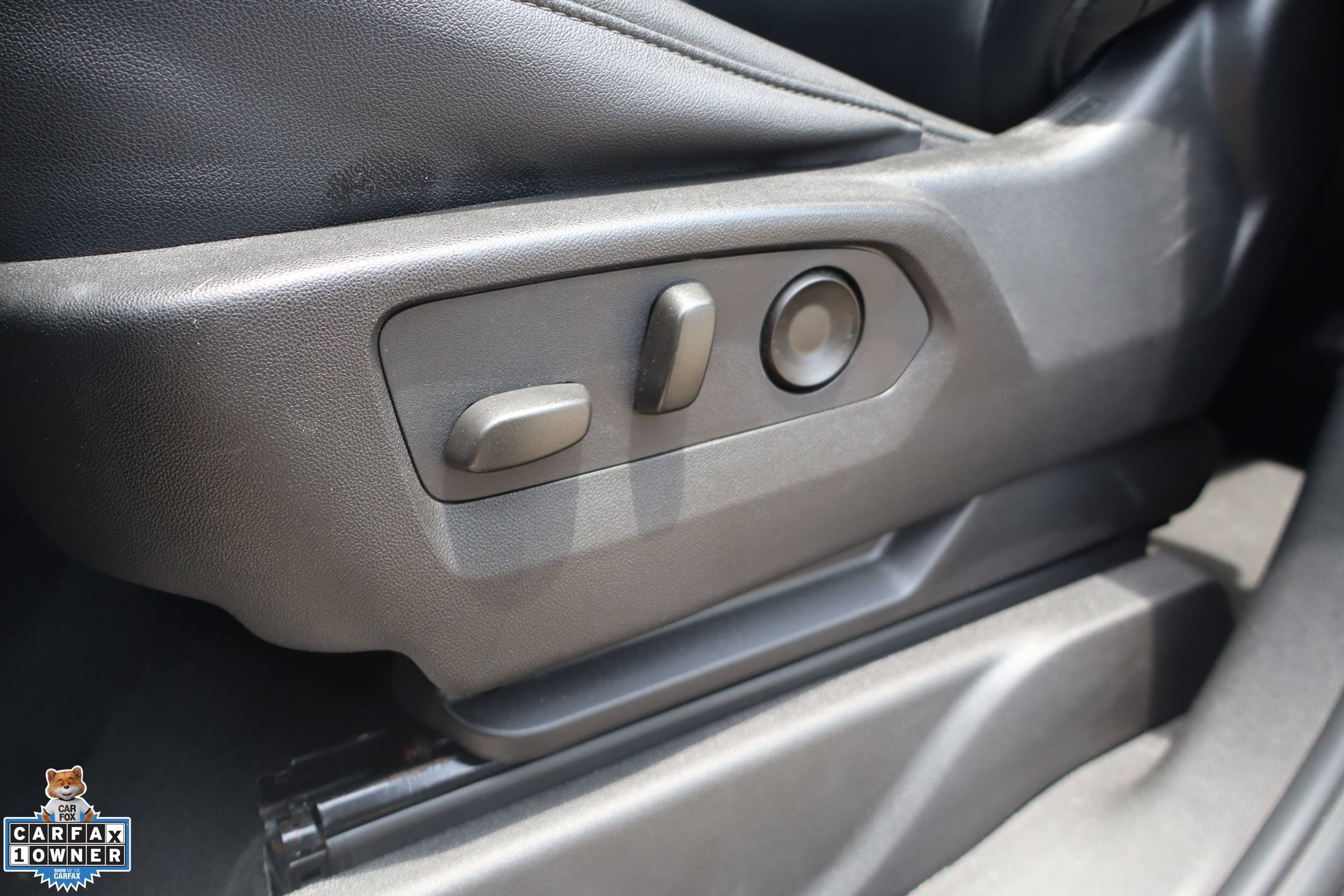 Used 2024 Chevrolet Tahoe LT AWD/4WD image 14