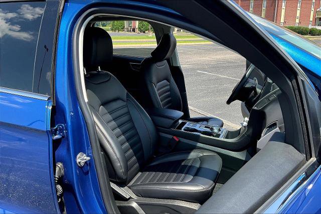 Certified 2024 Ford Edge SEL image 8