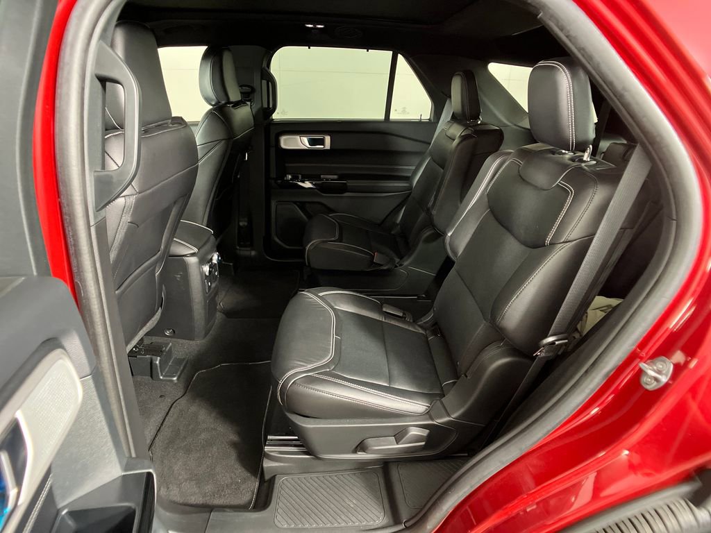 Certified 2024 Ford Explorer ST w/ Equipment Group 401A image 32