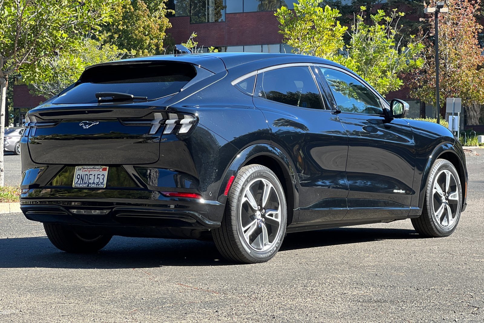 Certified 2023 Ford Mustang Mach-E Premium image 5