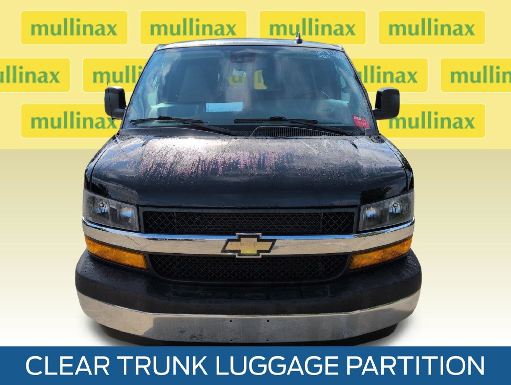 Used 2020 Chevrolet Express 3500 LT w/ LT Preferred Equipment Group RWD image 14