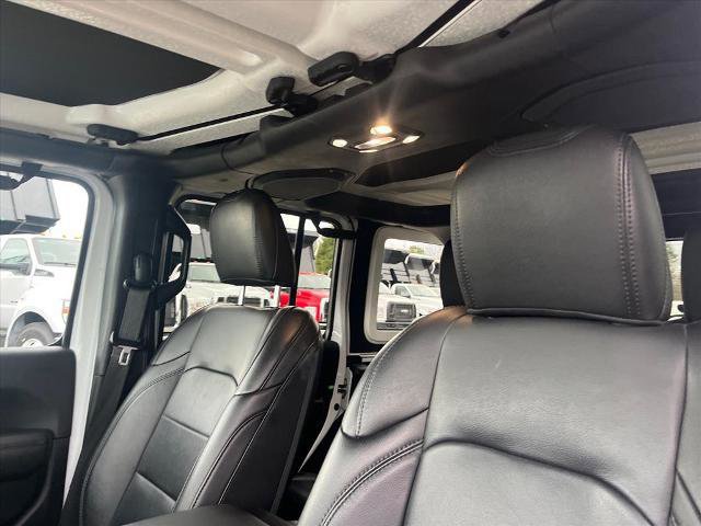 Used 2020 Jeep Wrangler Unlimited Sahara image 8