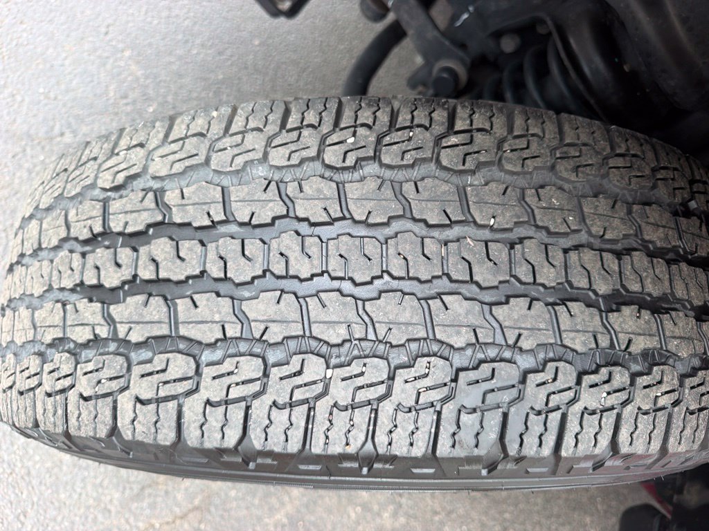 Used 2022 Jeep Wrangler Unlimited Sahara AWD/4WD image 56