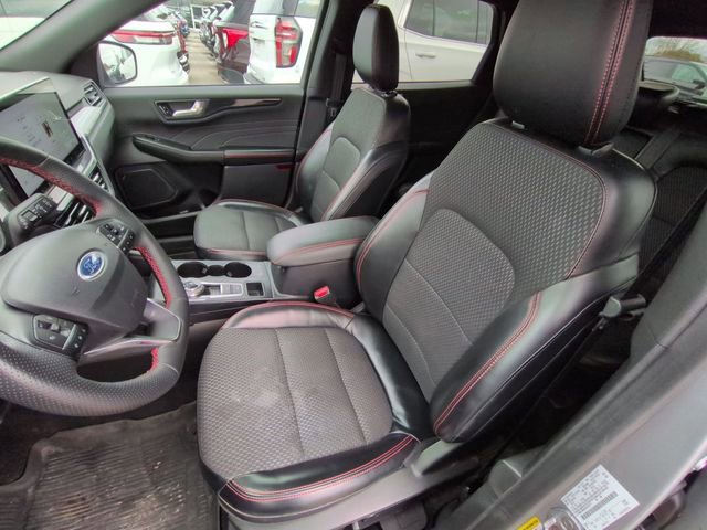 Certified 2023 Ford Escape ST-Line Select w/ Tech Pack #2 AWD/4WD image 8