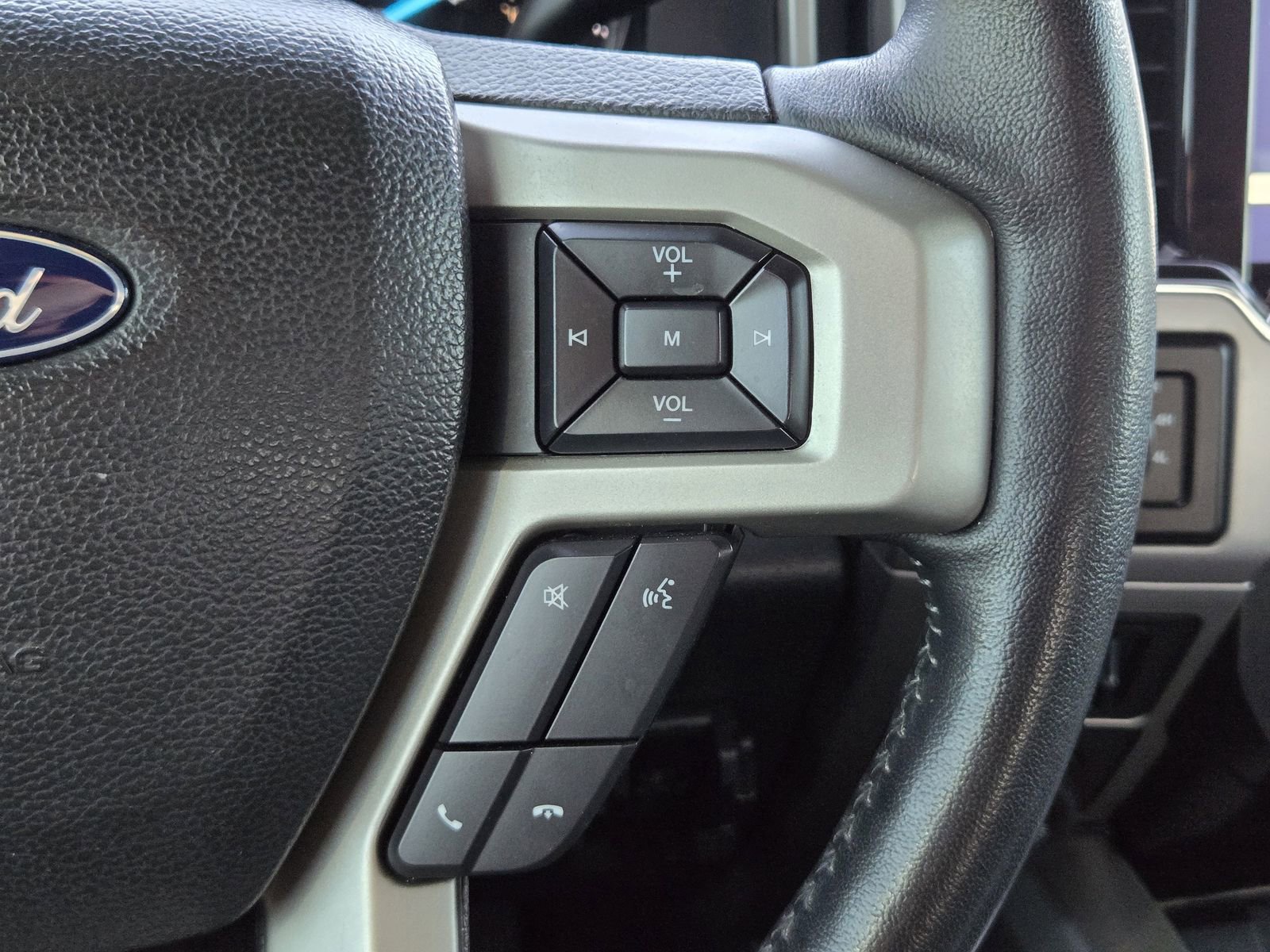 Certified 2022 Ford F250 Lariat w/ Lariat Ultimate Package image 30