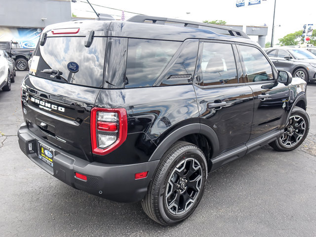 Certified 2026 Ford Bronco Sport Outer Banks w/ Outer Banks Tech Package+ AWD/4WD image 8