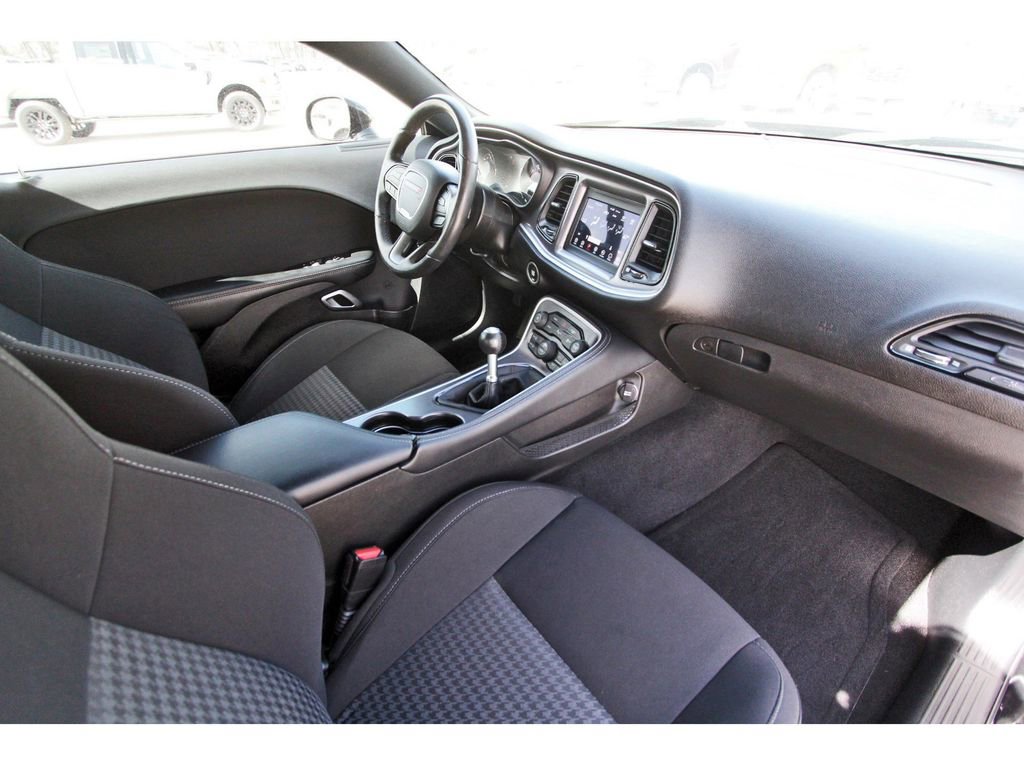 Used 2021 Dodge Challenger R/T w/ Blacktop Package image 24