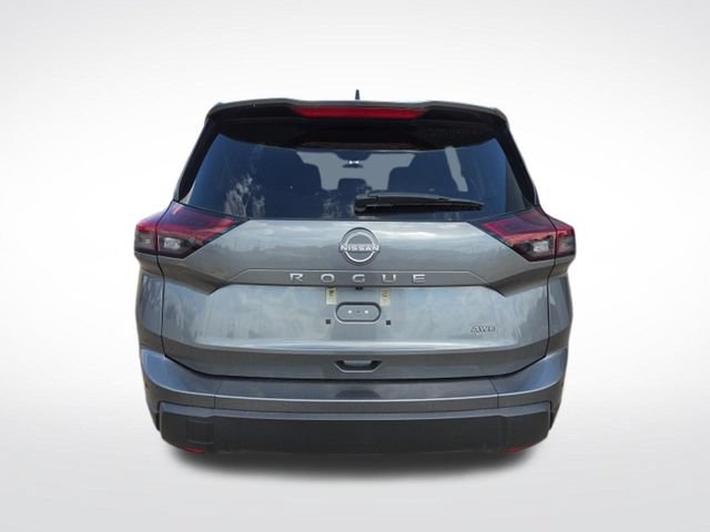 Used 2024 Nissan Rogue S AWD/4WD image 7