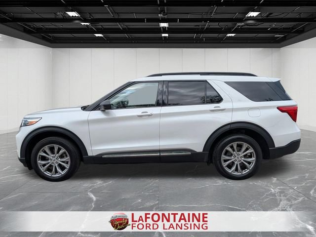 Certified 2023 Ford Explorer XLT w/ Equipment Group 202A AWD/4WD image 2