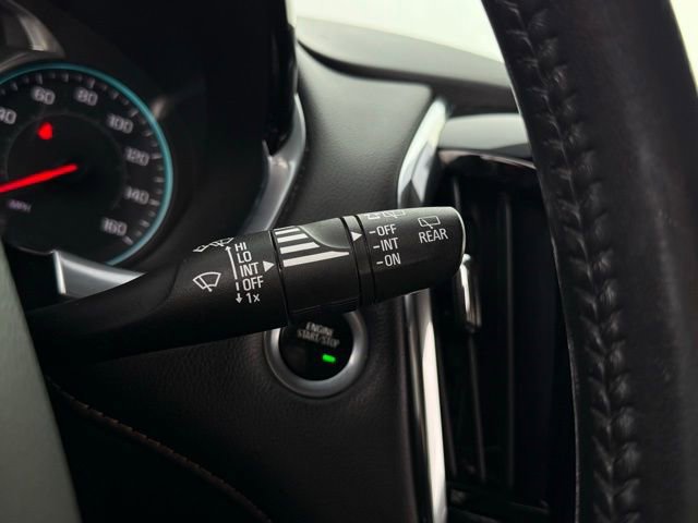 Used 2020 Chevrolet Traverse LT image 25