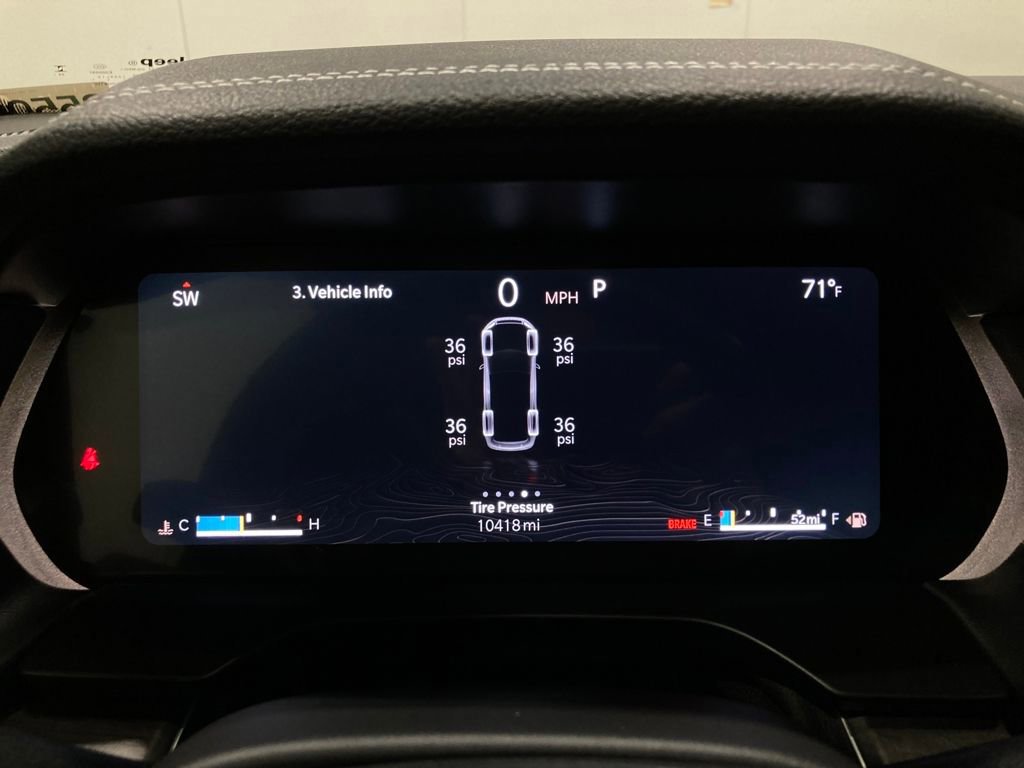 Used 2025 Jeep Grand Cherokee L Limited w/ Black Appearance Package image 22