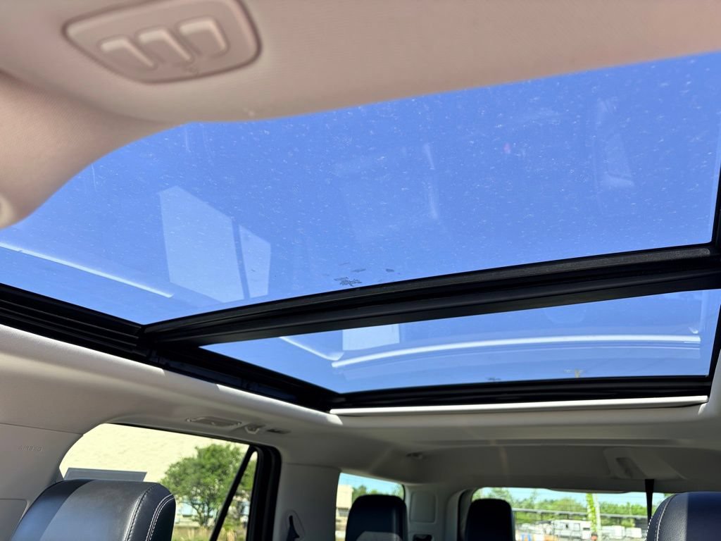 Certified 2025 Ford Expedition Platinum AWD/4WD image 20