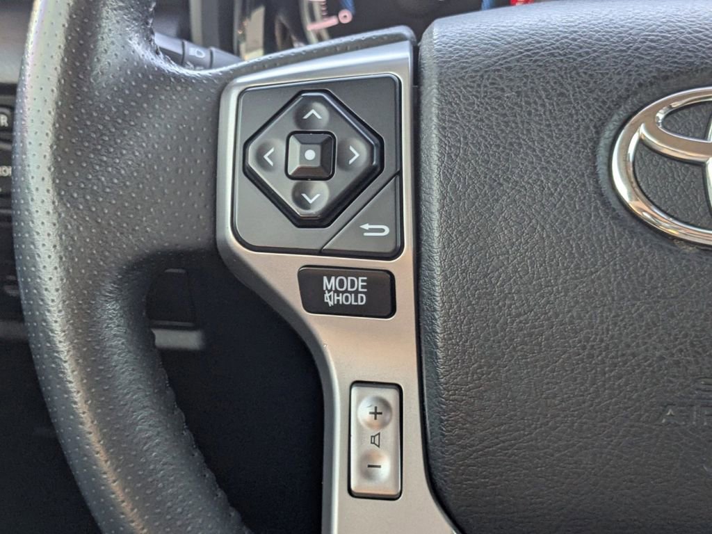 Used 2018 Toyota 4Runner SR5 image 24