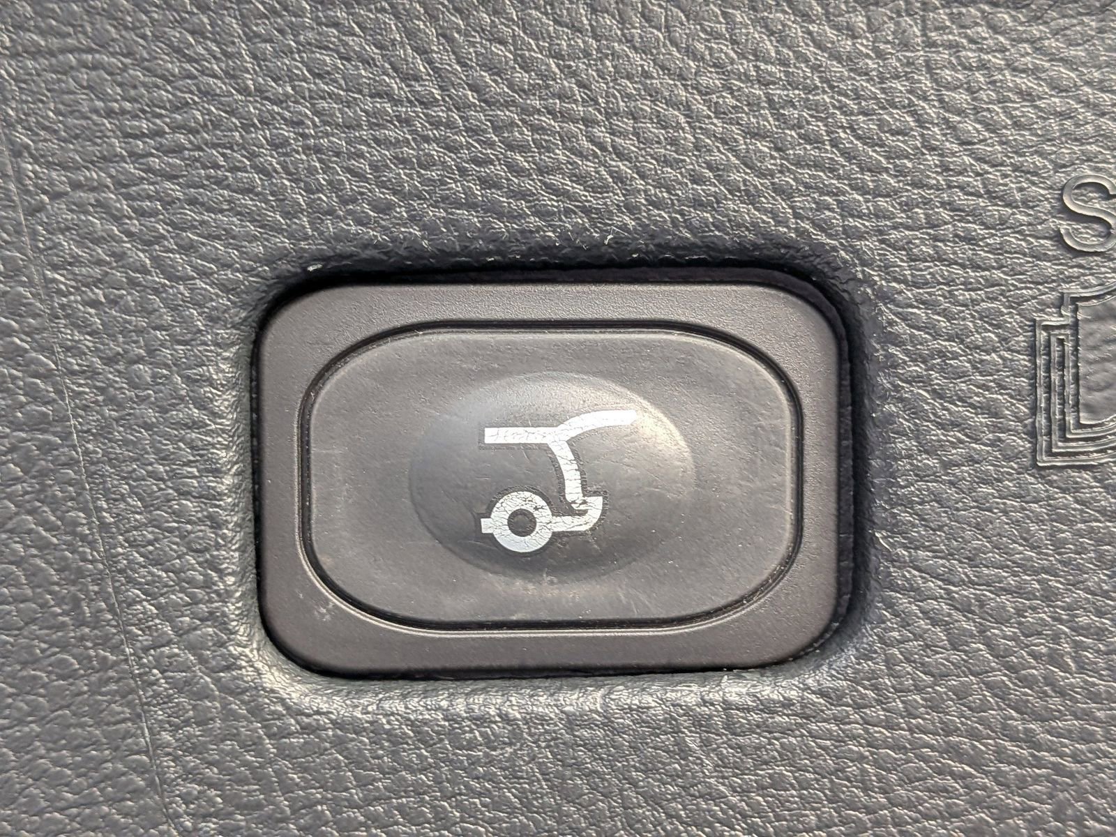 Certified 2022 Ford Edge SEL w/ Convenience Package image 16