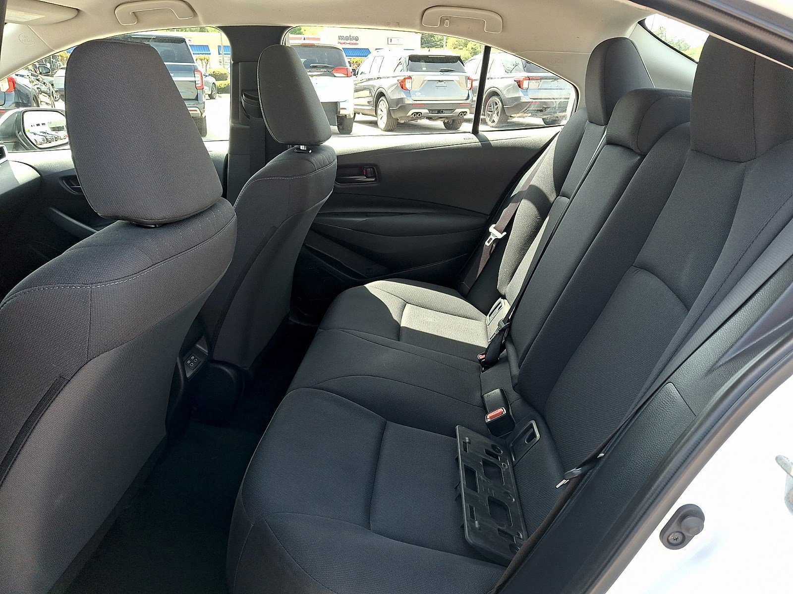 Used 2024 Toyota Corolla LE FWD image 9