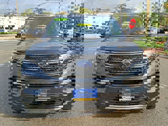 Certified 2022 Ford Explorer XLT w/ Equipment Group 202A image 14