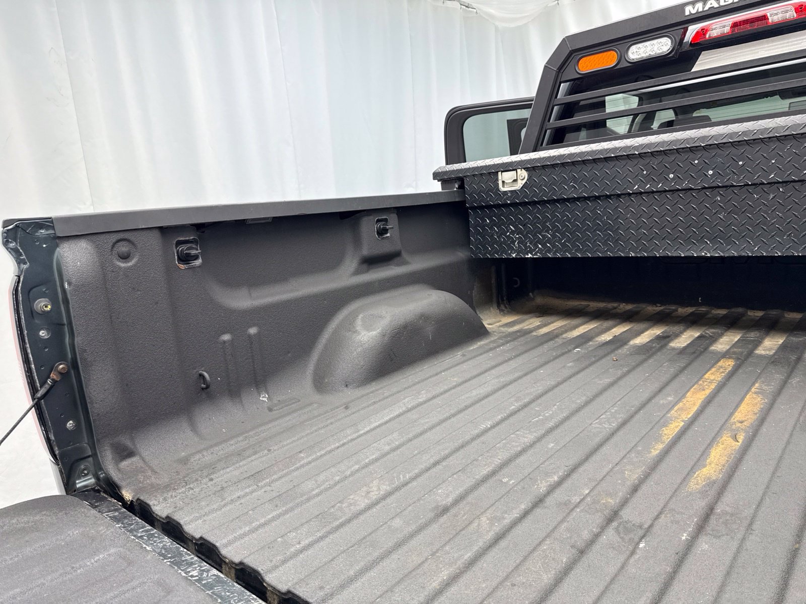 Used 2017 GMC Sierra 2500 SLT w/ Snow Plow Prep Package AWD/4WD image 41