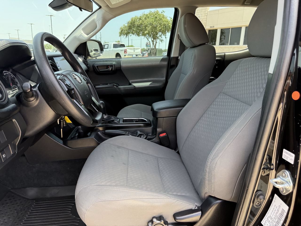 Used 2022 Toyota Tacoma SR w/ SR Convenience Package RWD image 23