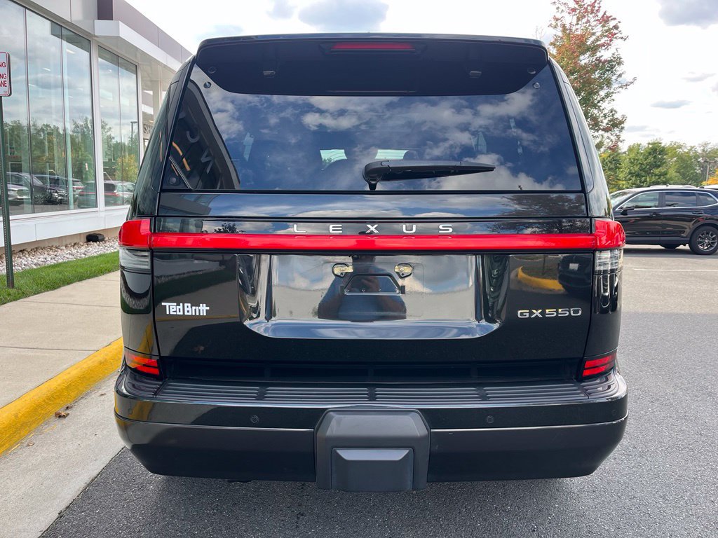 Used 2024 Lexus GX 550 w/ Accessory Package (Z1) AWD/4WD image 8