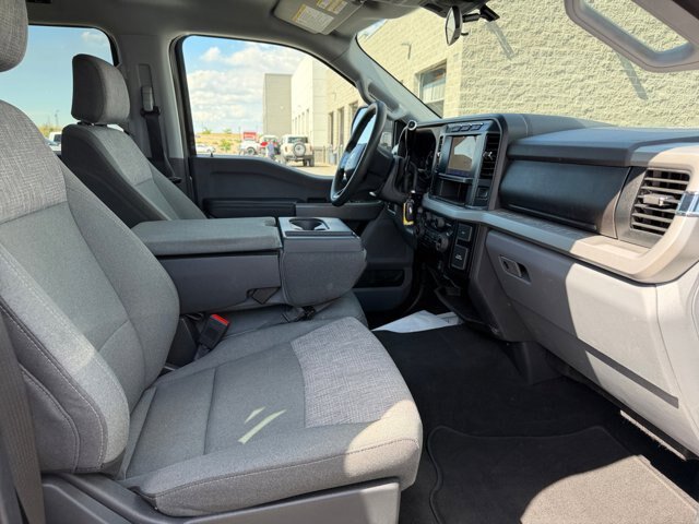 Certified 2024 Ford F350 XLT AWD/4WD image 19