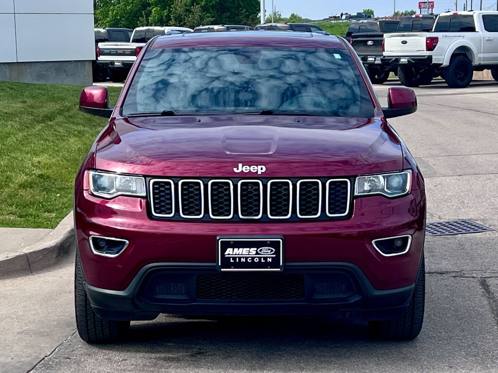 Used 2022 Jeep Grand Cherokee Laredo X AWD/4WD image 8