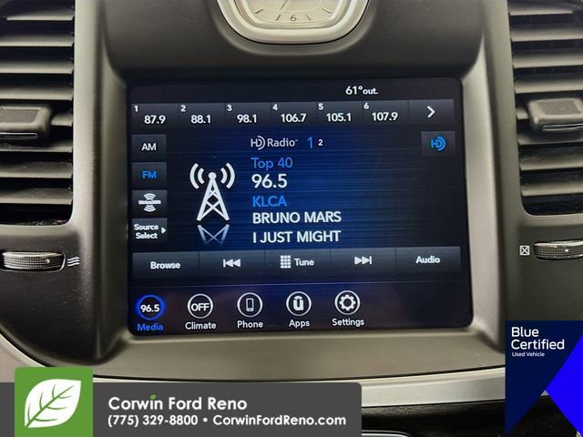 Used 2022 Chrysler 300 Touring image 17