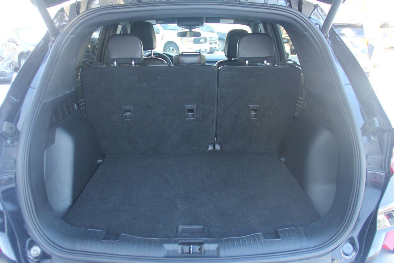 Certified 2025 Ford Escape ST-Line Select image 10