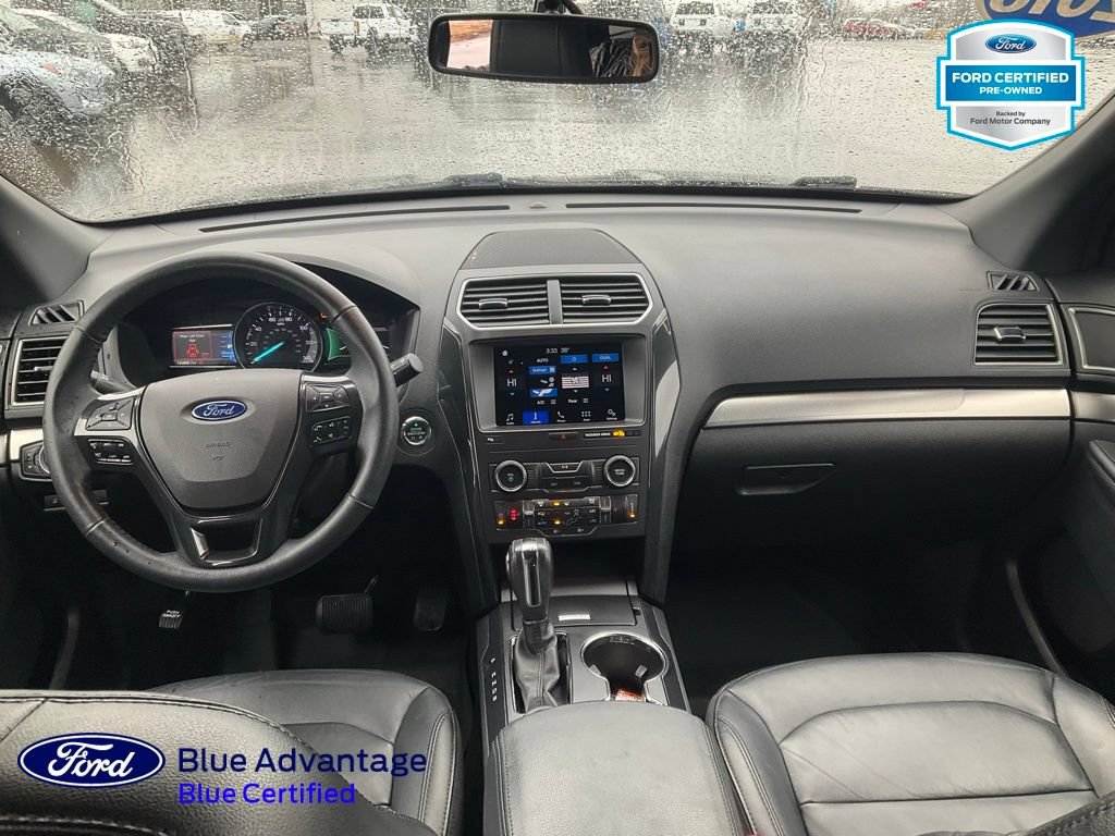 Certified 2018 Ford Explorer XLT w/ Equipment Group 202A AWD/4WD image 3