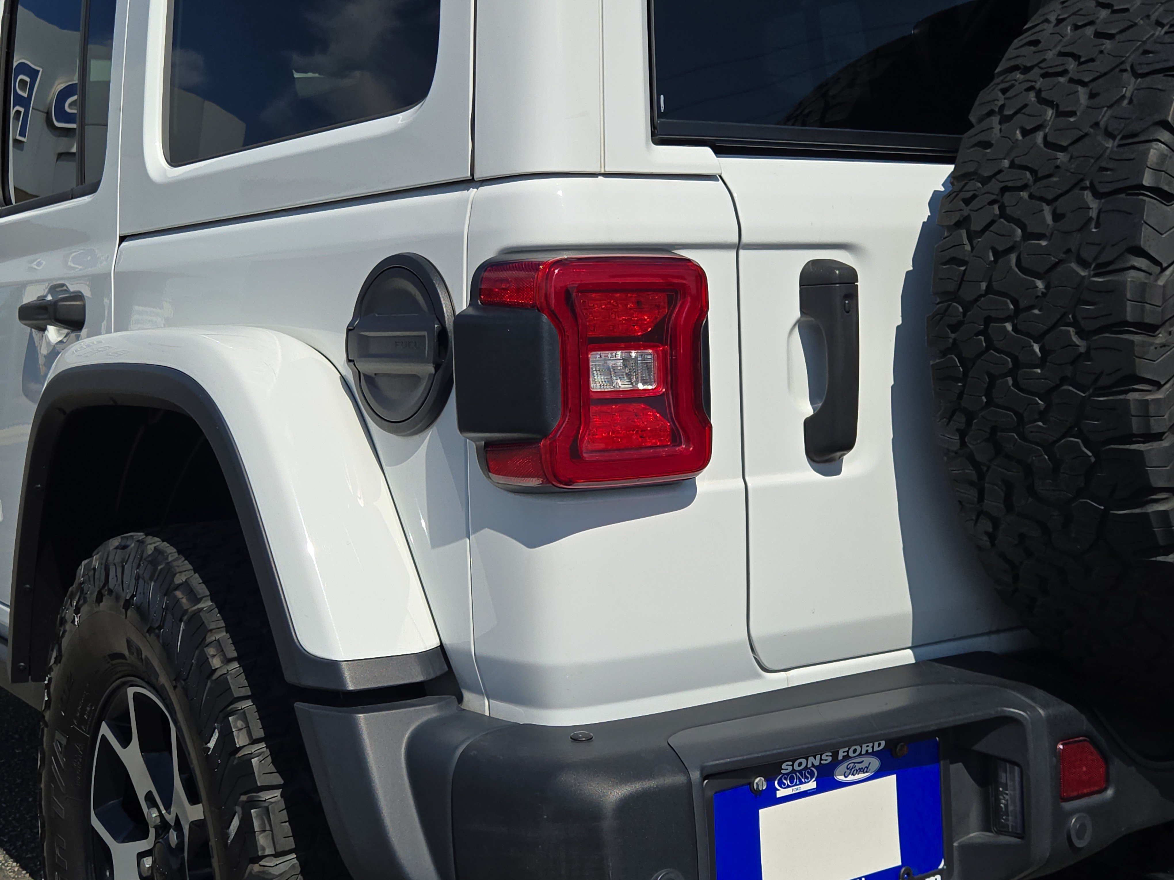 Used 2021 Jeep Wrangler Unlimited Rubicon AWD/4WD image 10