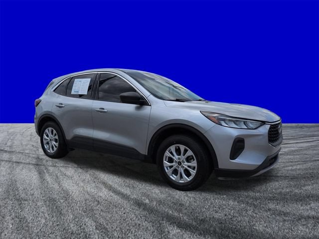 Certified 2024 Ford Escape Active FWD image 2