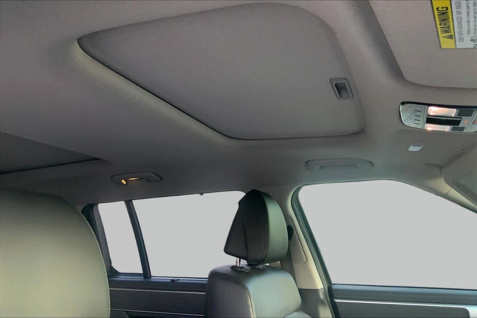 Used 2024 Hyundai Santa Fe Limited FWD image 13
