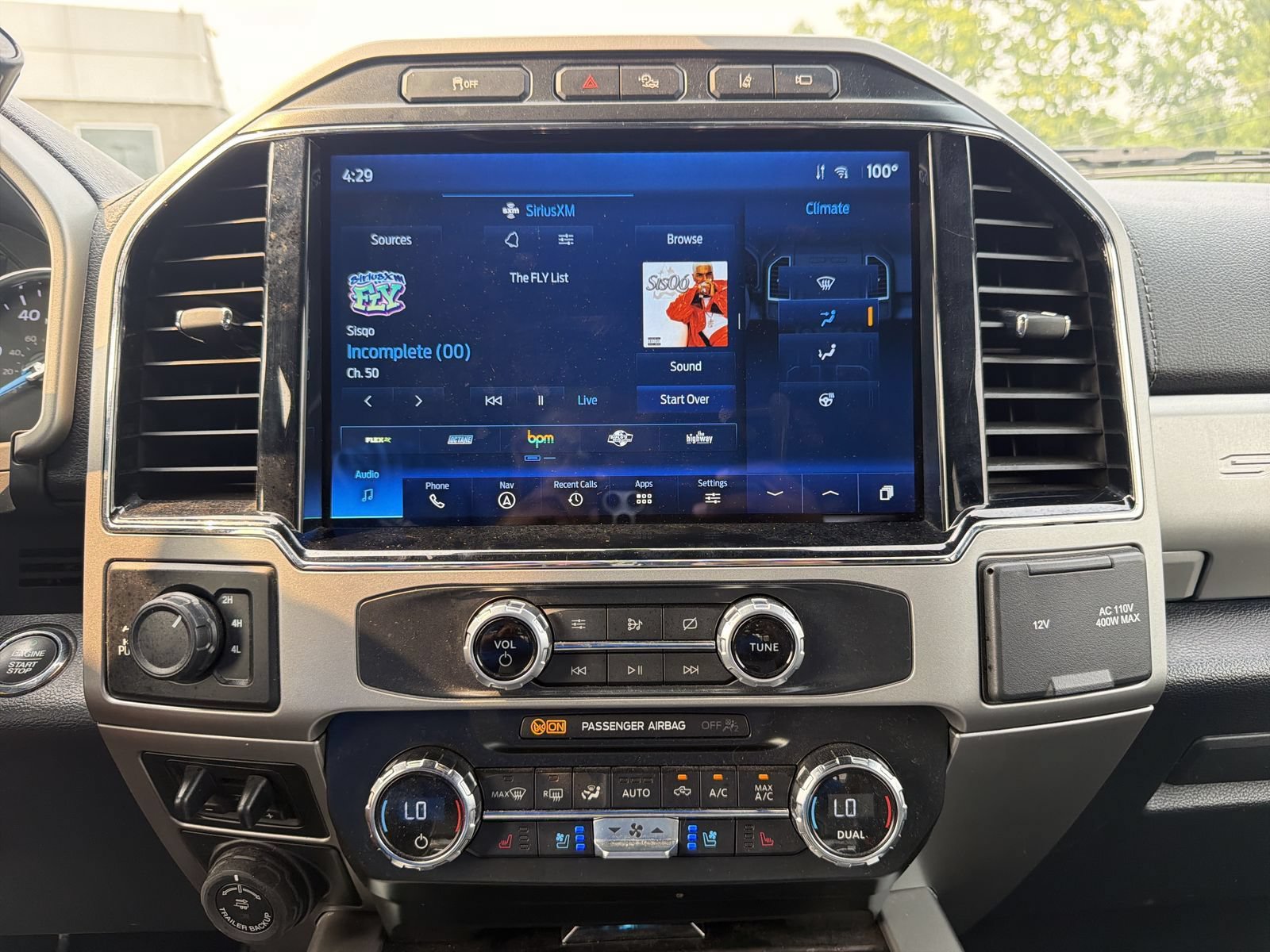 Certified 2022 Ford F250 Lariat w/ Tremor Off-Road Package AWD/4WD image 36
