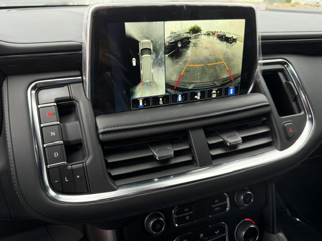 Used 2024 Chevrolet Tahoe Z71 w/ Off-Road Capability Package image 16