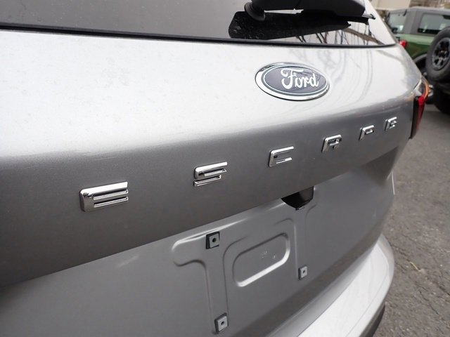 Certified 2024 Ford Escape ST-Line image 6
