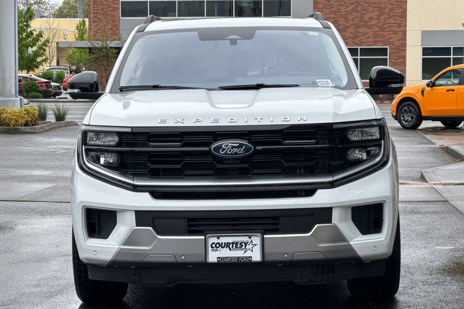 Certified 2025 Ford Expedition Platinum AWD/4WD image 9