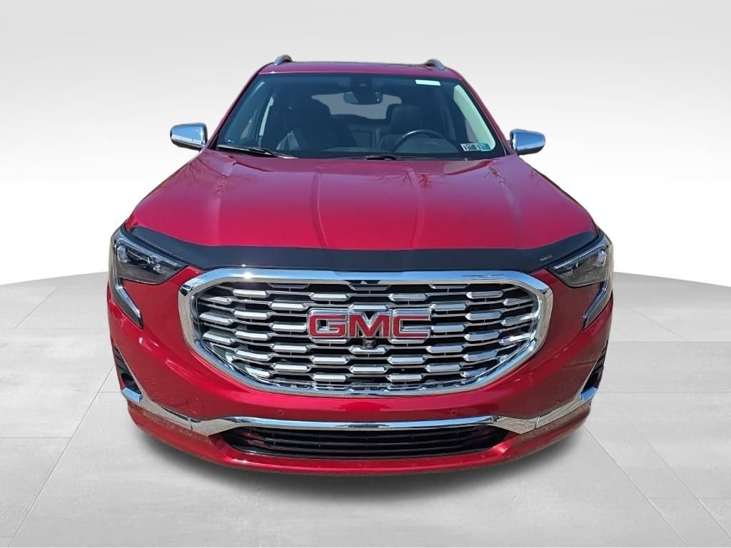 Used 2020 GMC Terrain Denali w/ Denali Premium Package image 2