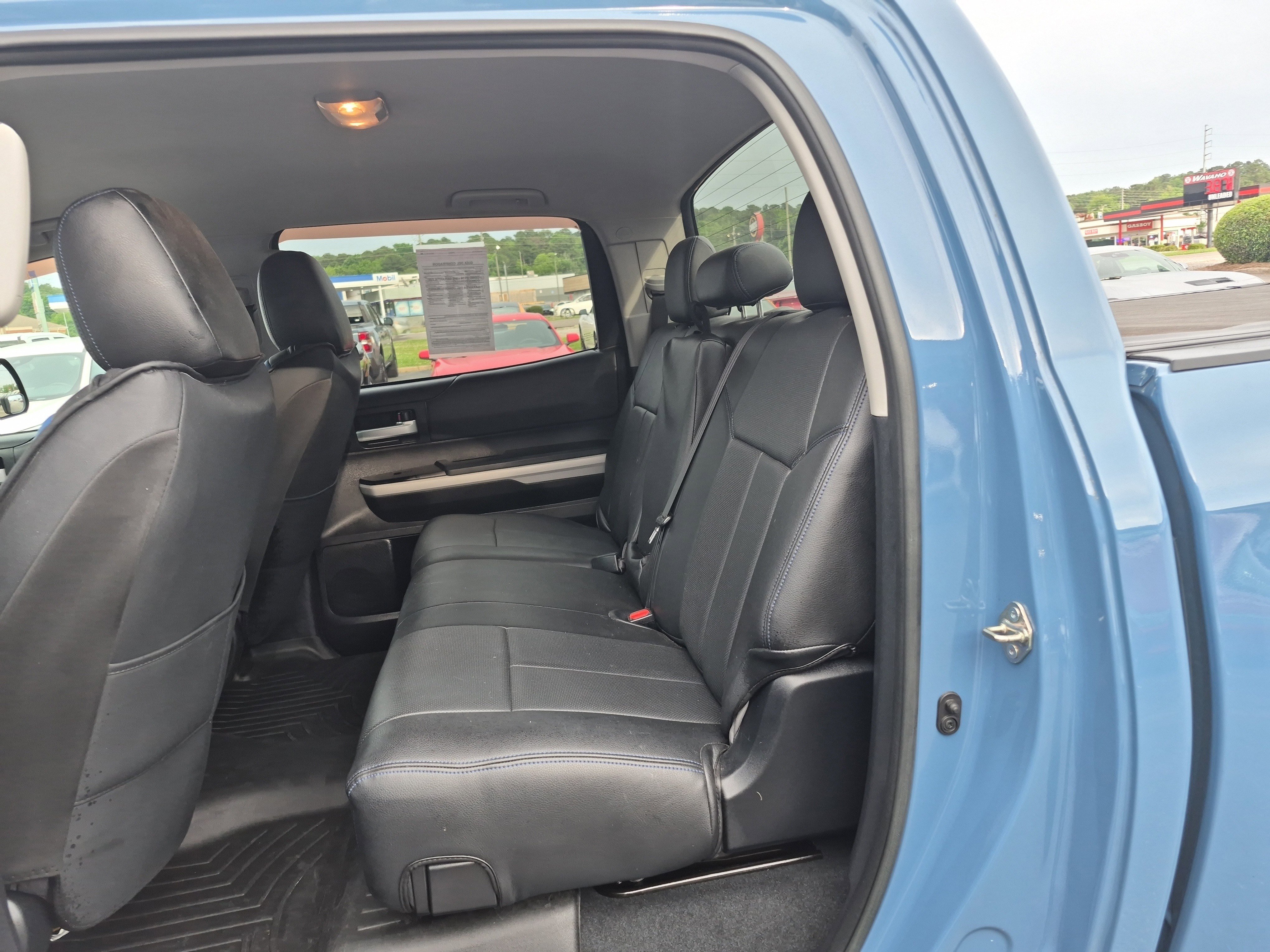 Used 2019 Toyota Tundra SR5 w/ SR5 Upgrade Package AWD/4WD image 19